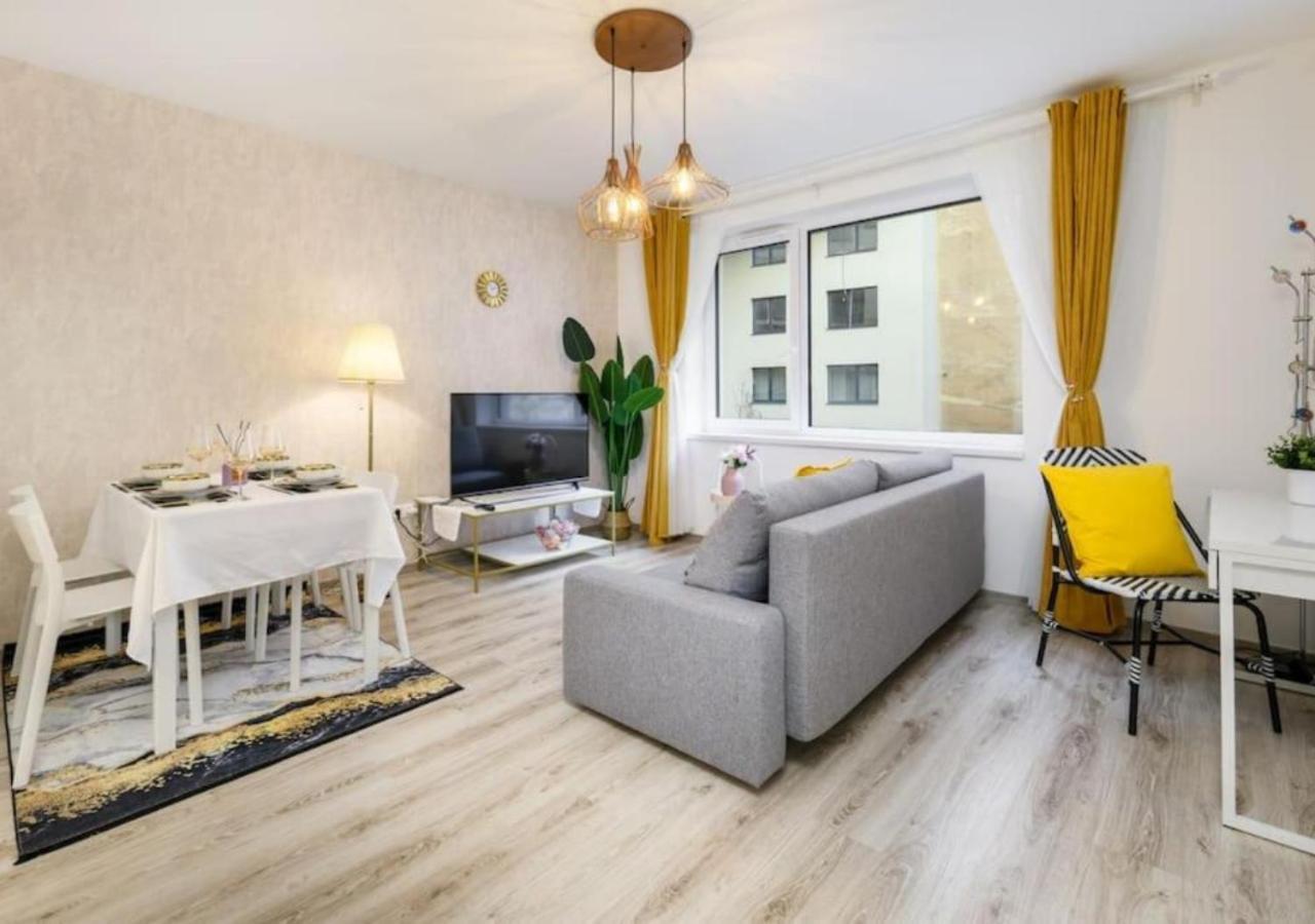 Apartamento B101 - Liberty Bridge Lovely With Free Parking *
